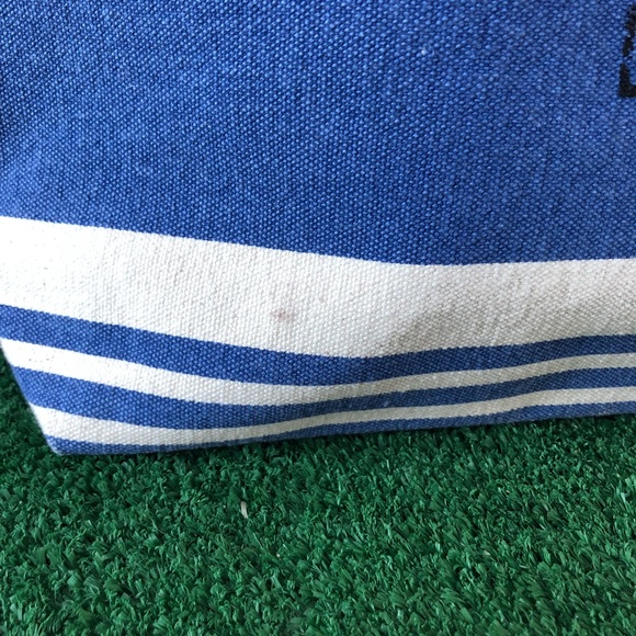 NWOT WILL Leather Goods Classic Canvas Tote - Picture 7 of 7